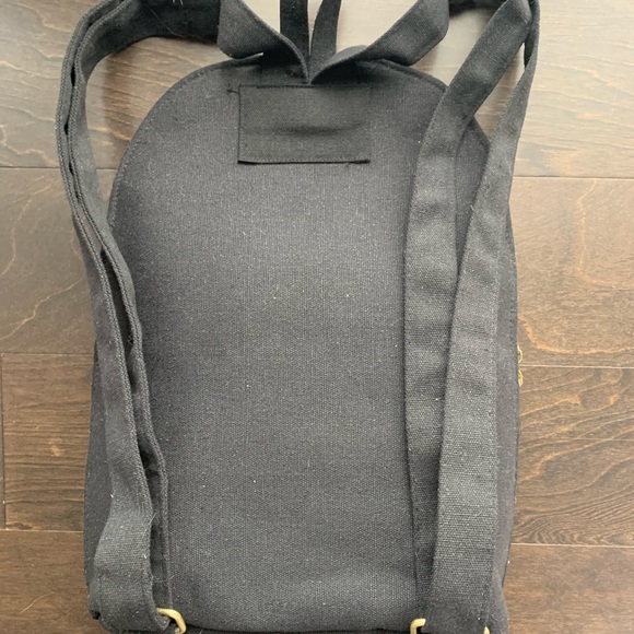 Embroidered backpack - Picture 3 of 10